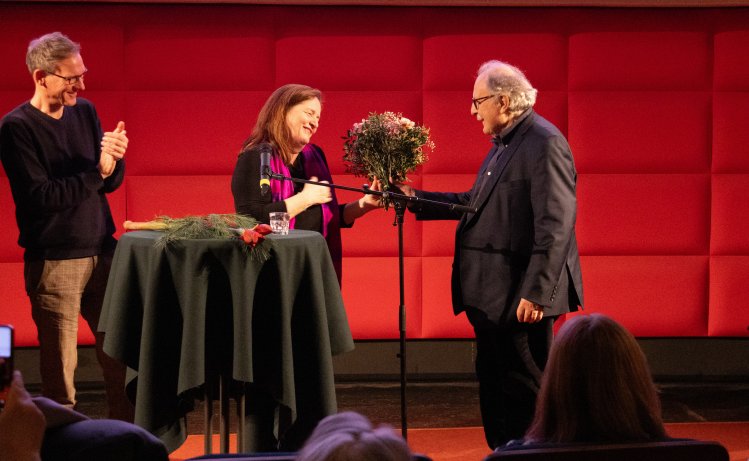 If she can - Hauptpreisverleihung der 9. Runde / Ausschreibung 10. Runde